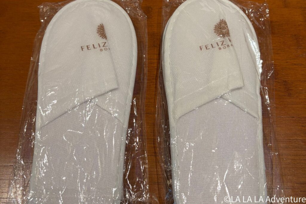 フィリピンボラカイ島おすすめホテルのスリッパ