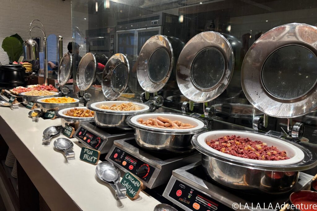 フィリピンボラカイ島おすすめホテルの朝食ビュッフェ