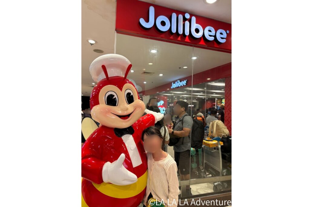 マニラ空港のジョリビー