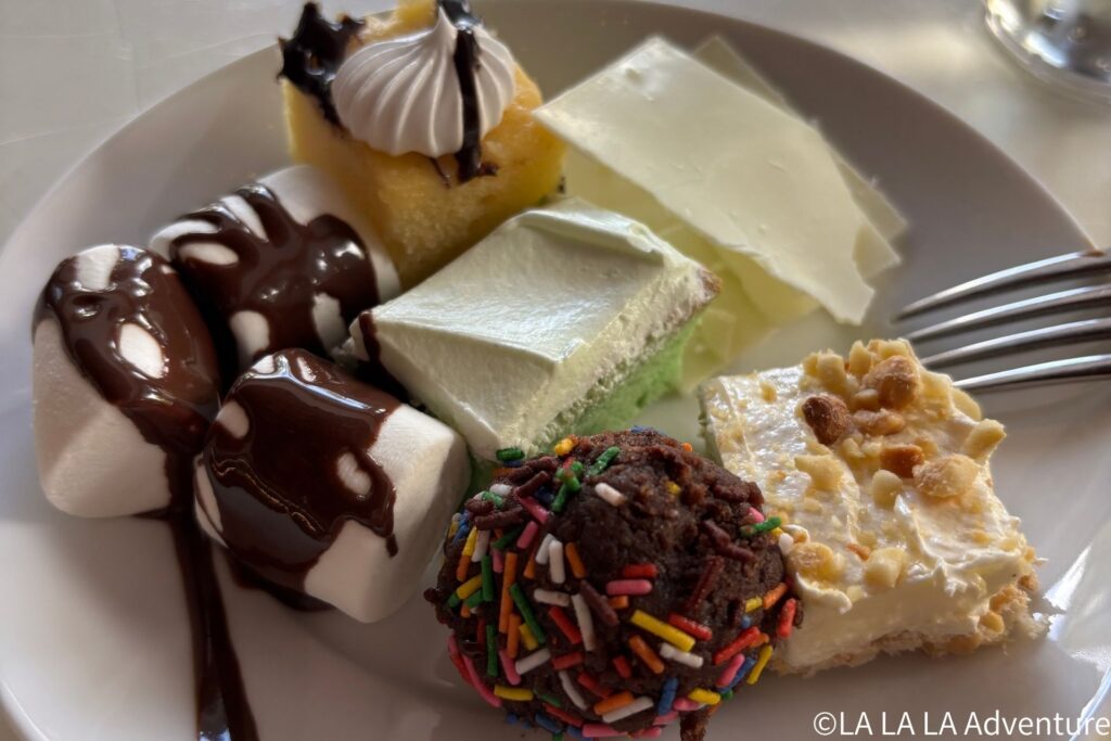 フィリピンモーベンピックボラカイのチョコレートアワーでおやつ